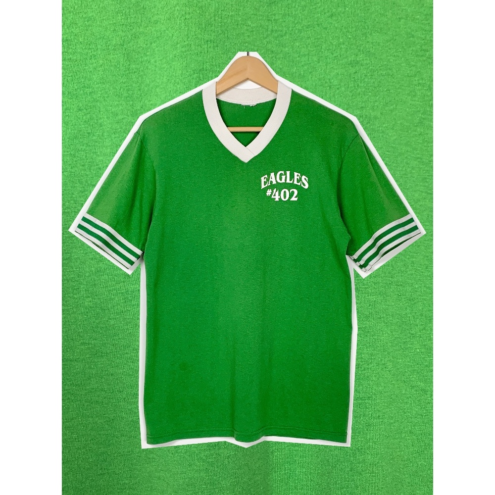 Vintage Philadelphia Eagles V-neck tee, men's size M